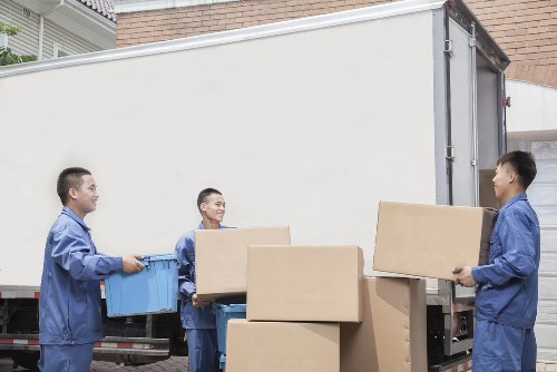 Man and van vehicle ready for a local move in Finchley