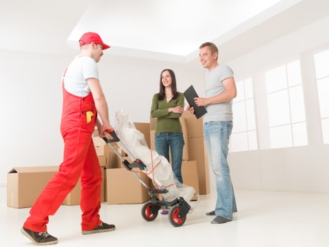 Finchley house moving service with boxes, packing, and unloading support