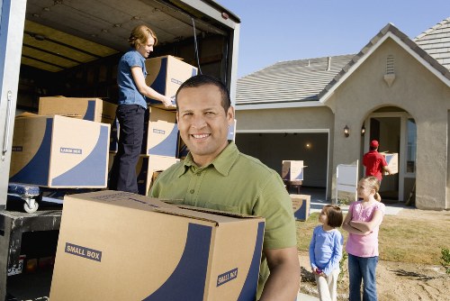 Local man and van service handling belongings in Finchley